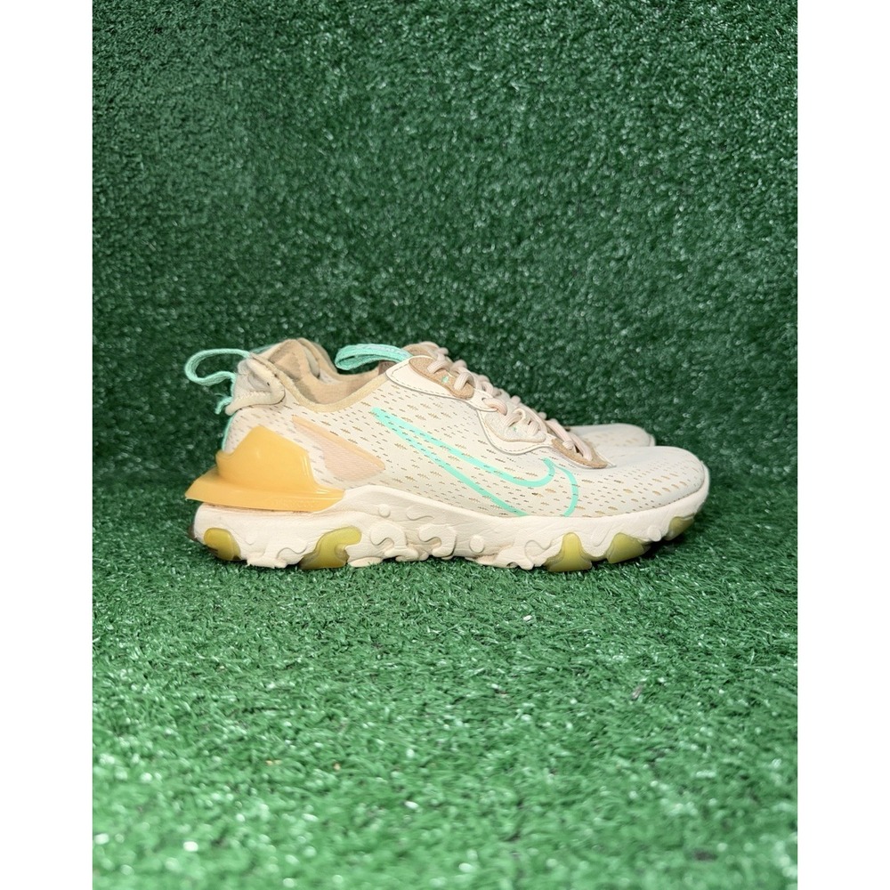 Nike React Vision Womens‎ Size 6 Beige Running Shoes Comfort Casual Sneakers